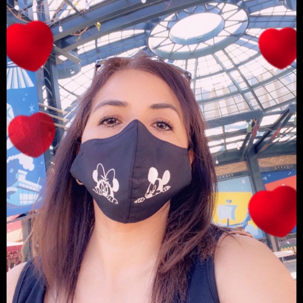 Mickey & Minnie face mask